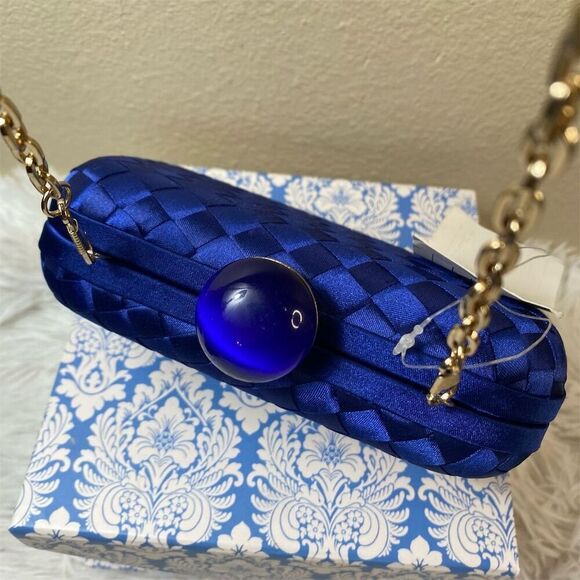 Urban Expressions Blue Woven Clutch Handbag with Gold Chain Strap - Picture 2 of 14